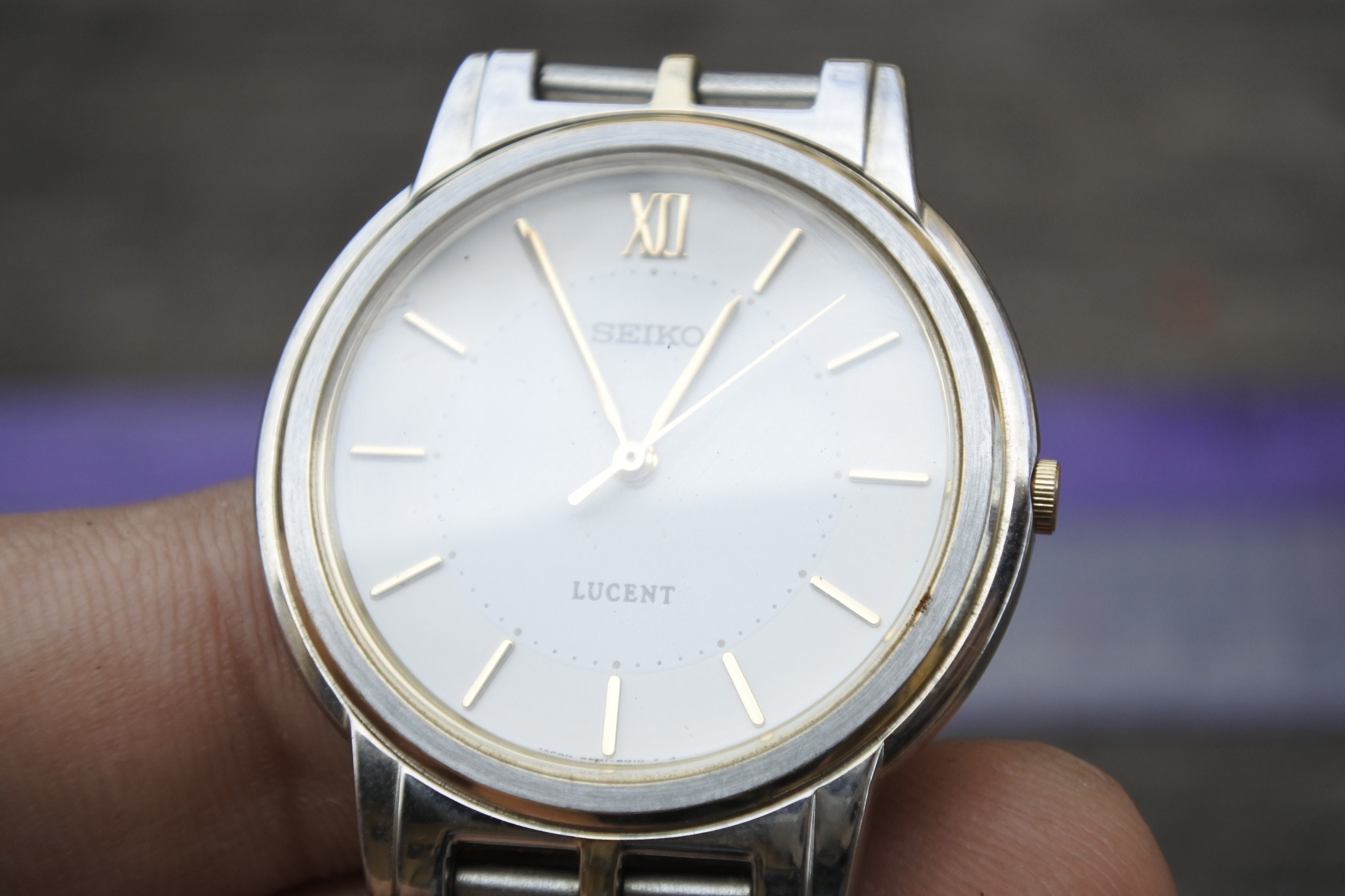 Vintage Seiko Lucent 5E21 6E90 Unisex Quartz Wristwatch