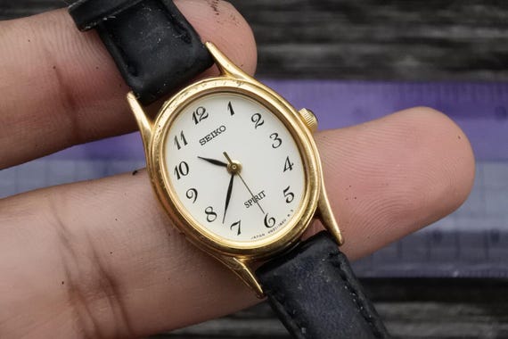 Vintage Seiko Spirit 4N21 5200 White Dial Lady Quartz Watch Japan