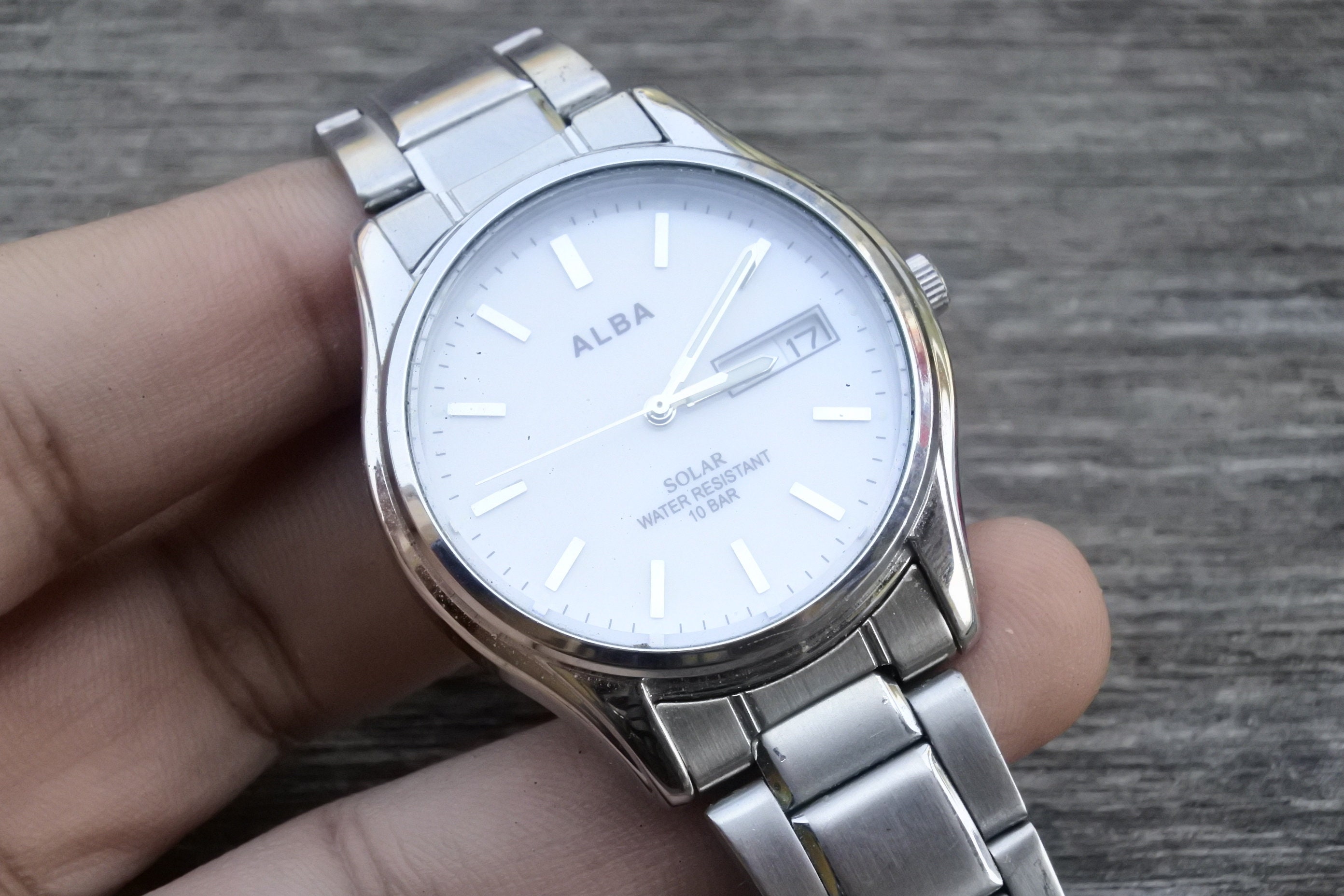 Vintage Seiko Alba Solar Energy White Dial Kanji Day Date