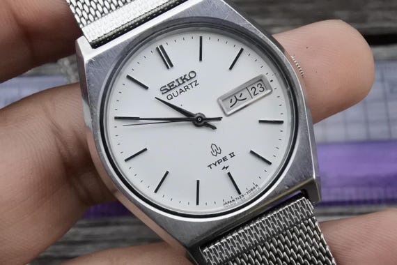 Vintage Seiko Type II 7123 7080 White Dial Men Quartz Watch