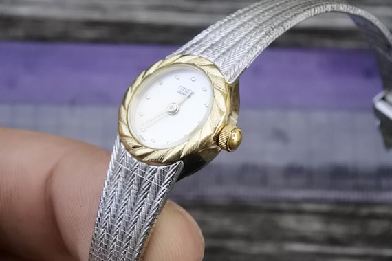Vintage Citizen Gold Plated 3220 Integrated Bracelet Lady Quartz