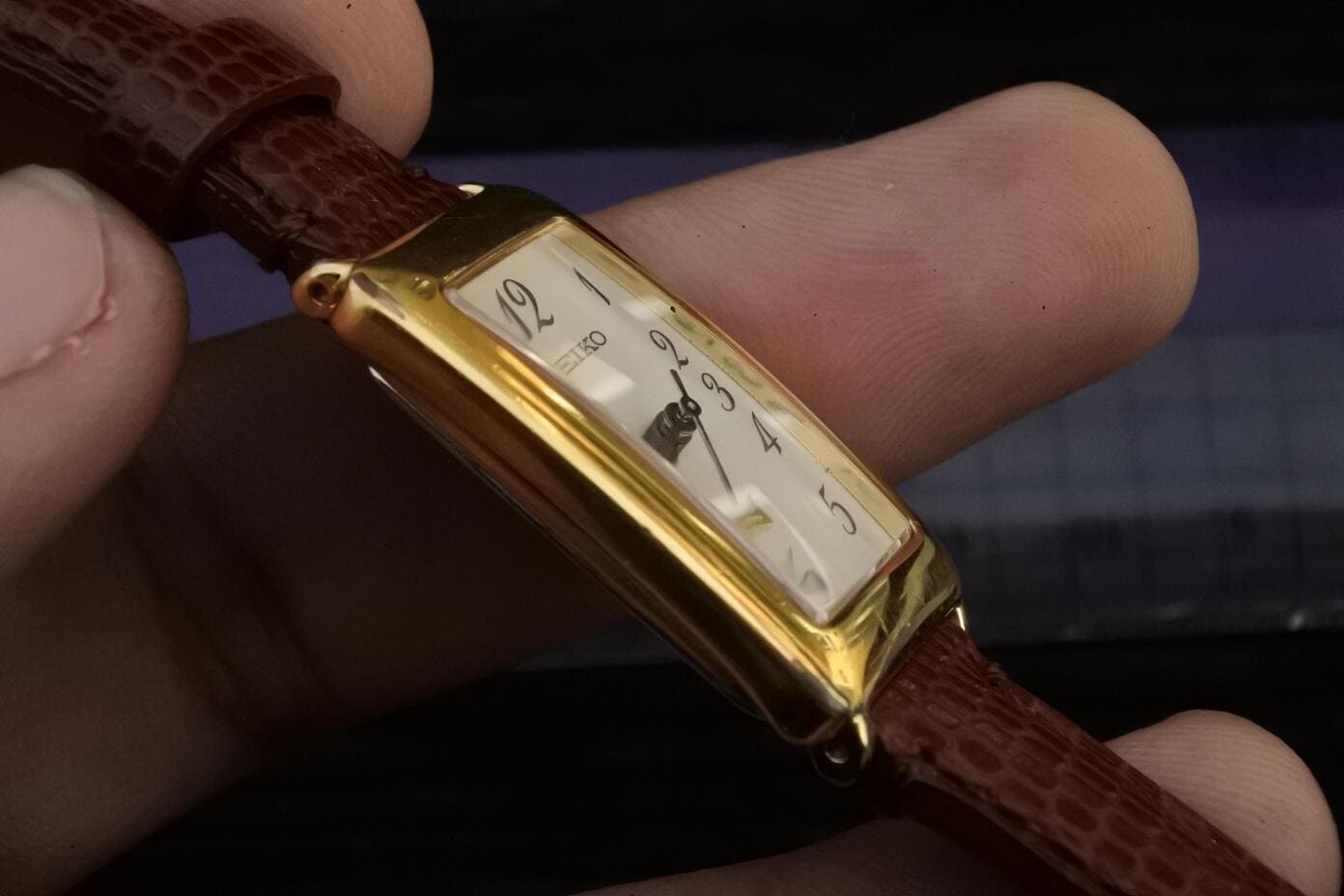 Vintage Seiko N 4N21 5250 White Dial Lady Quartz Watch Japan