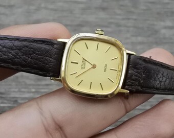 Vintage Citizen Excela Yellow Dial Lady Quartz Watch Japan Cushion