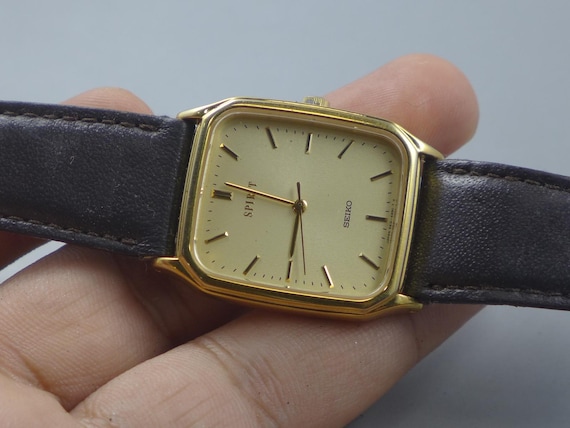 Vintage Seiko Spirit 5E31 5B50 Golden Dial Men Quartz Watch Japan