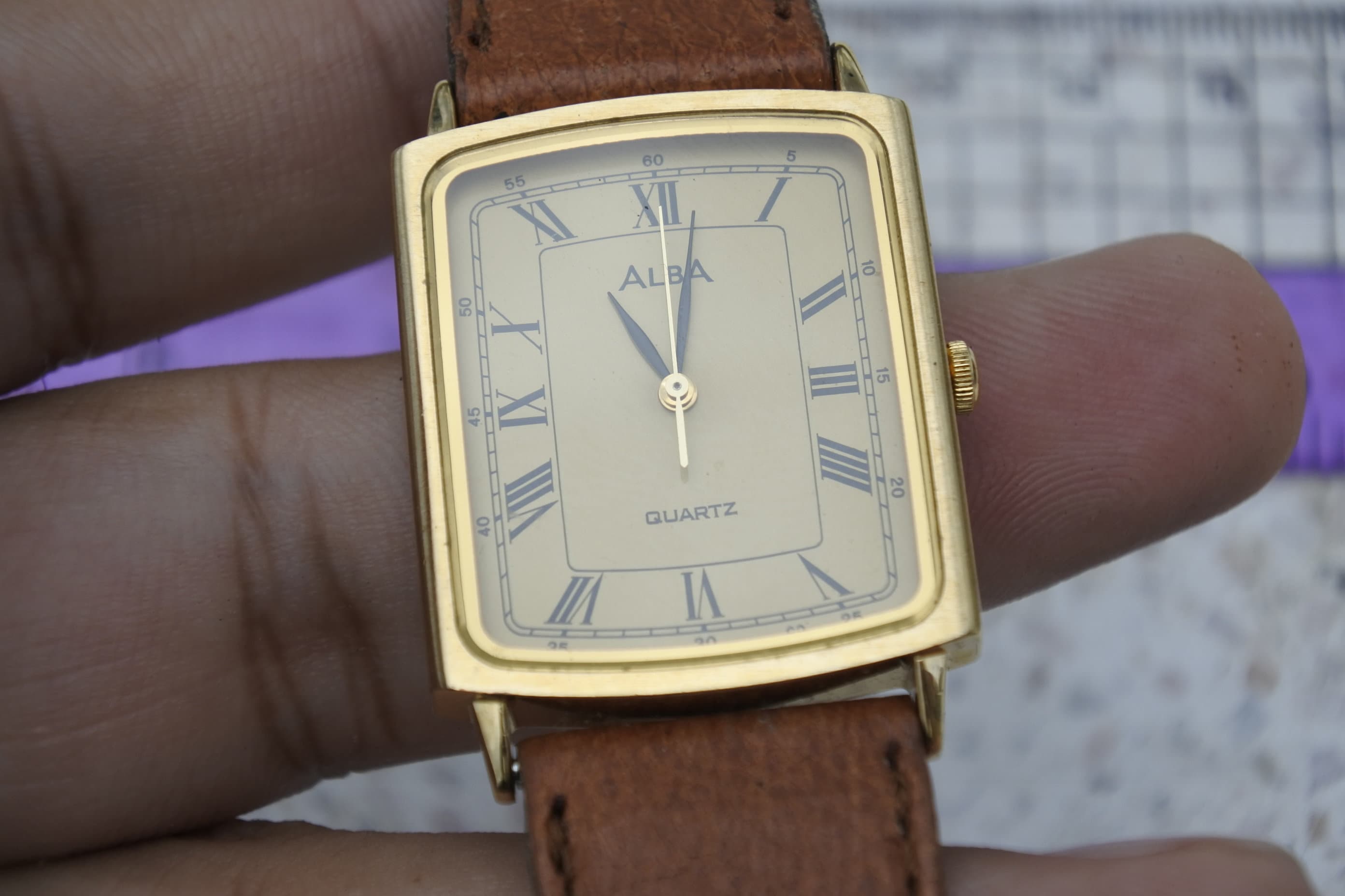 Alba vintage hotsell watch