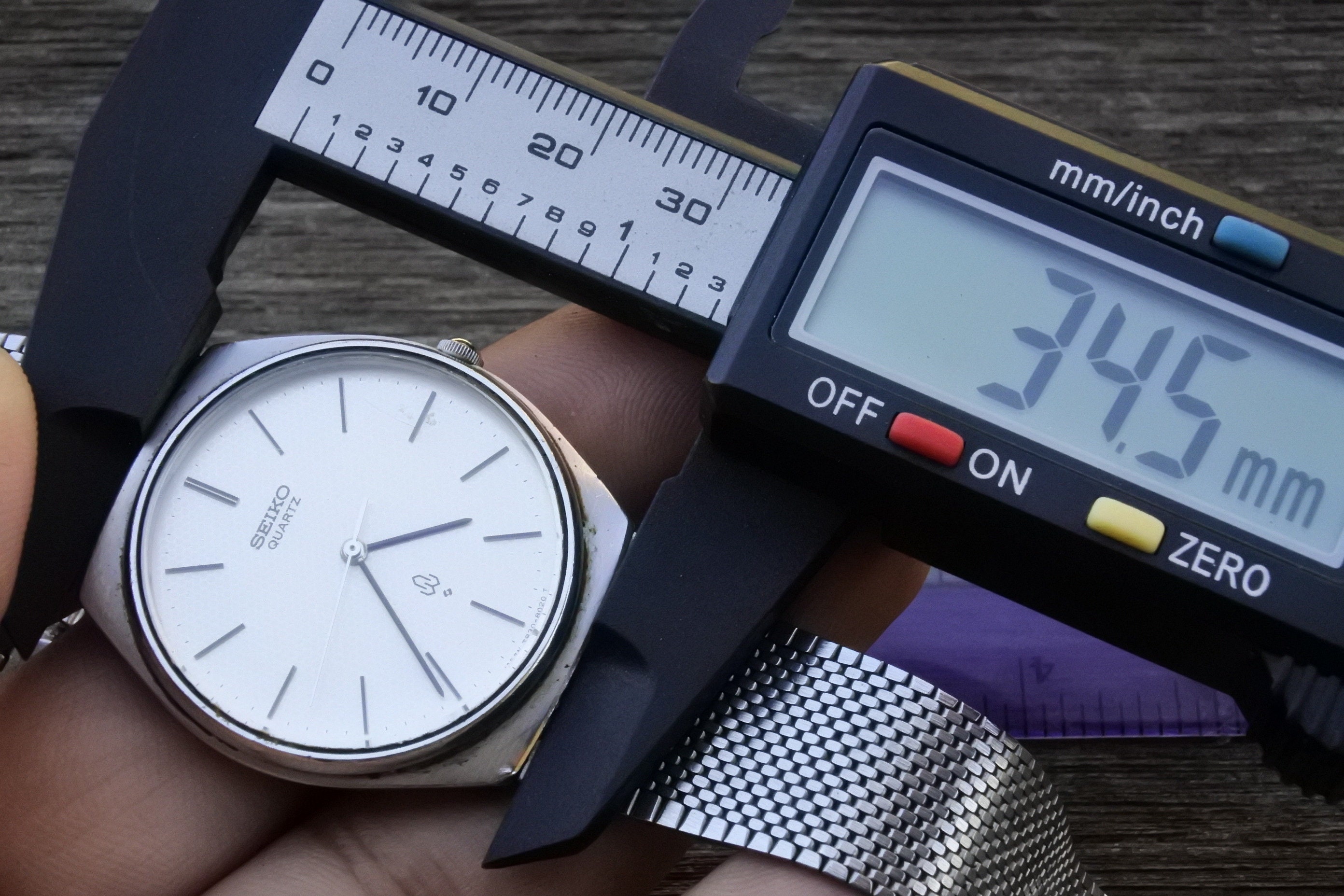 ヴィンテージ セイコー 7830 8010 テクスチャード ダイヤル メンズ