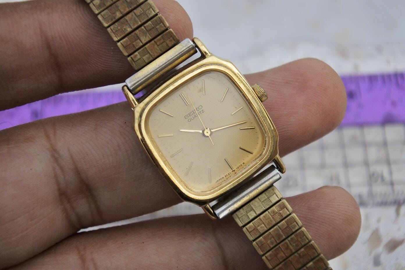Vintage Seiko 2C21 5430 Yellow Dial Lady Quartz Watch Japan JDM