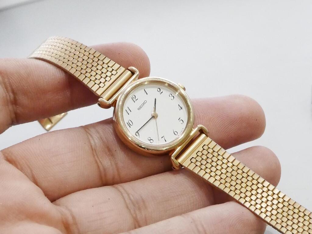 Vintage Seiko 4N21 0052 White Dial Lady Quartz Watch Japan JDM