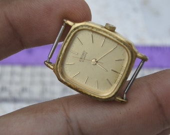 Vintage Seiko 7321 5600 Black Dial Men Quartz Watch Japan
