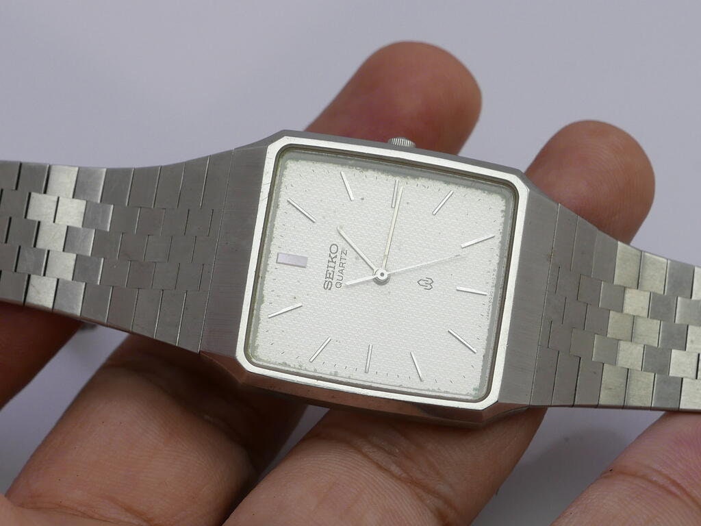 セイコーシャリオ６０３０-５３４０メンズクオーツ Vintage Seiko Quartz Water Resistant 6030-5340 Square SS