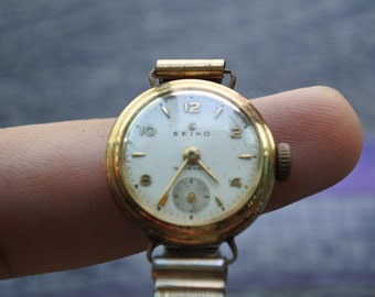 Vintage and Rare Seiko Sportsman Diashock 17 Jewels Hand