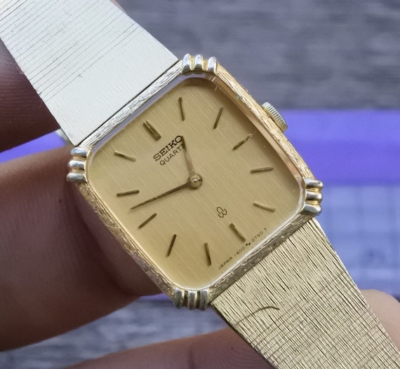 SEIKO DOLCE ホワイト文字盤 ゴールドメッシュ Seiko Men's Oversized Watch, White Dial, Date Window