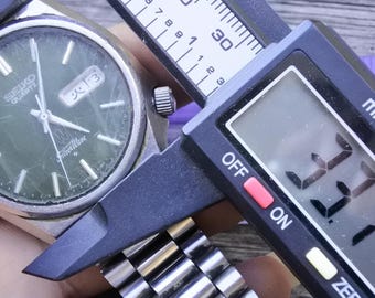 Rare Seiko Silverwave 8249-700B Classics Round Shape Black Dial
