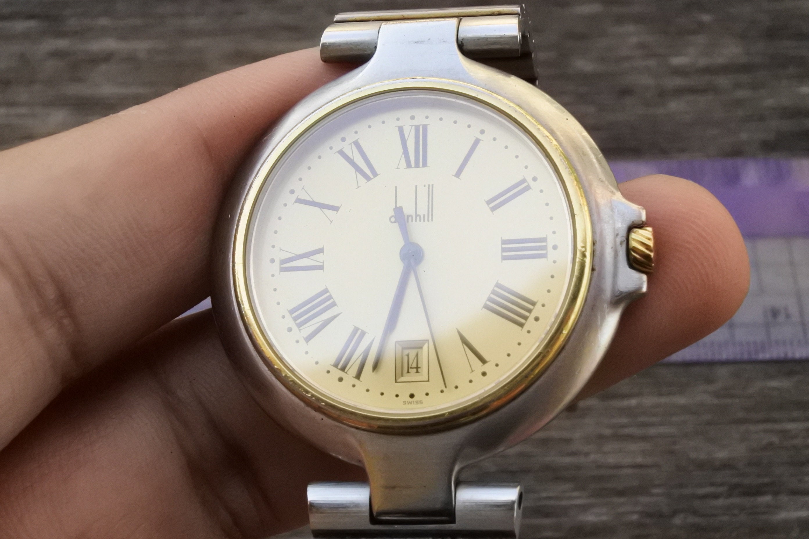 Authentic Dunhill Watch  MQ 22mm Women\'s Grays X Silver 2319503
Serial Number : Dunhill Watches - Etsy main image 3