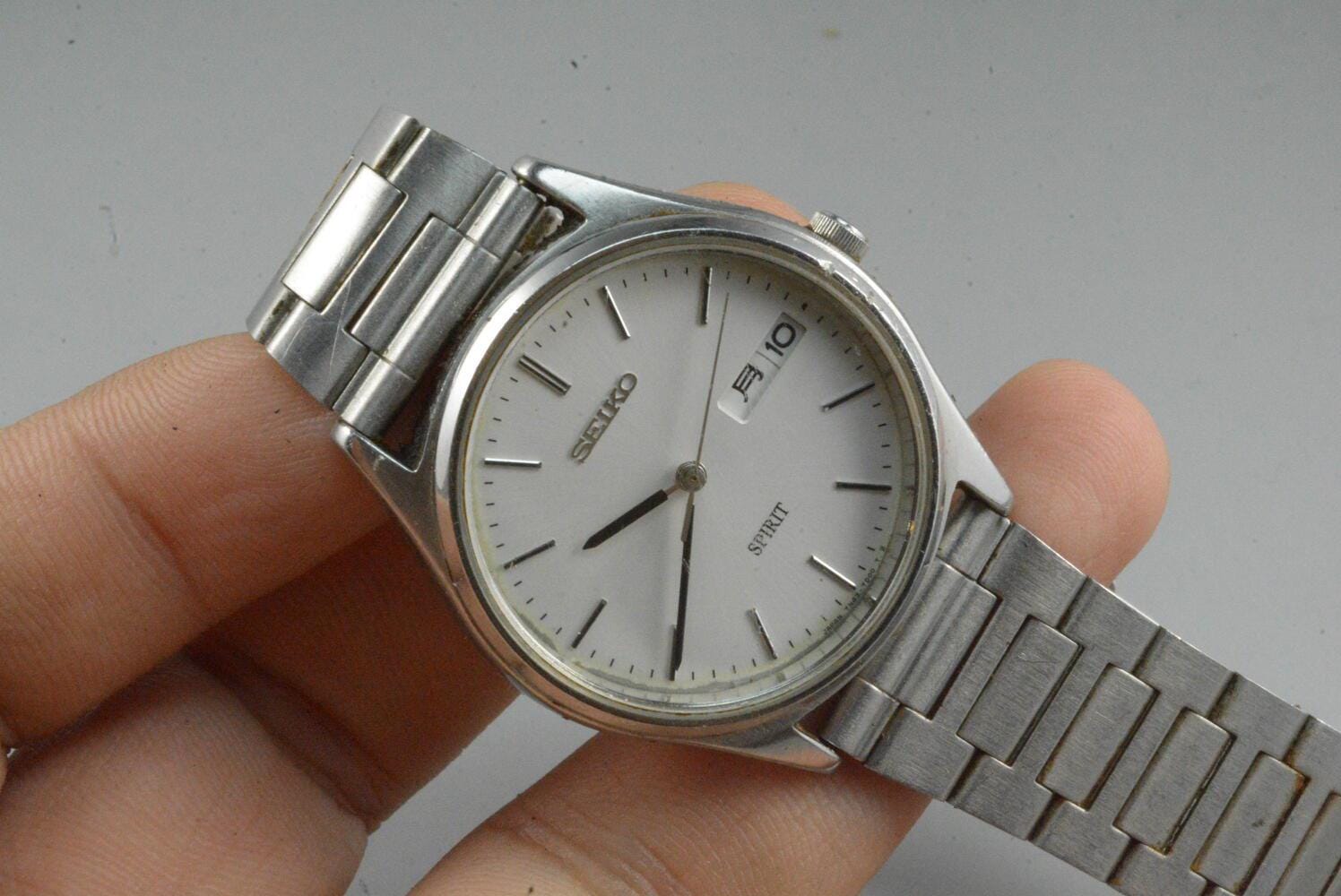 Vintage Seiko Spirit 7N43 7B60 Gray Dial Men Quartz Watch Japan