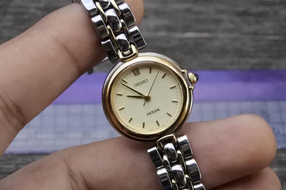 Vintage Seiko Exceline 2J31 0A30 Integrated Bracelet Lady