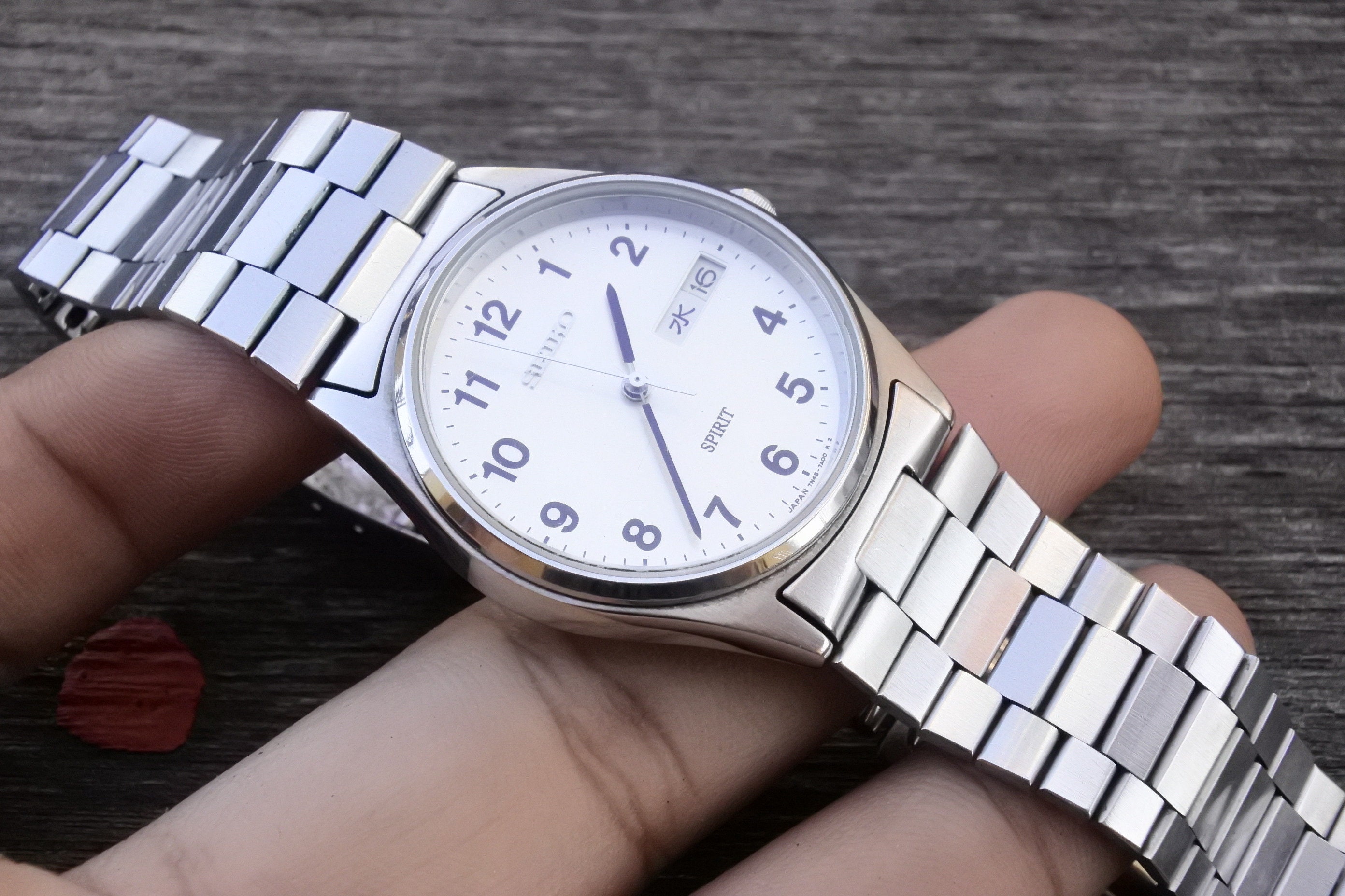 Vintage Seiko Spirit 7N48 7A00 White Dial Men Quartz Watch