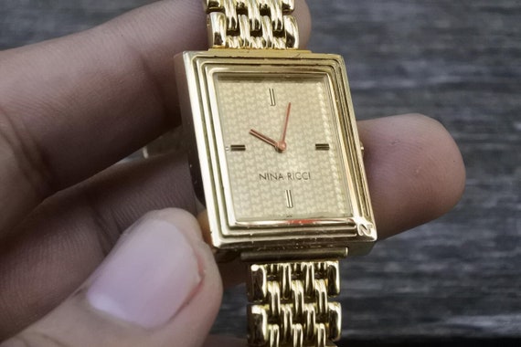 Vintage Seiko Nina Ricci 2320 5740 Integrated Bracelet Lady