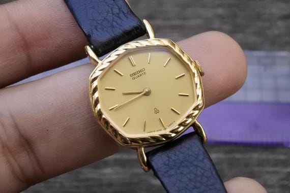 Vintage Seiko Gold Plate 1400 5580 Yellow Dial Lady Quartz