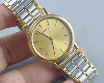 Vintage Seiko Avenue 2K23 6130 Men Quartz Watch Japan Round