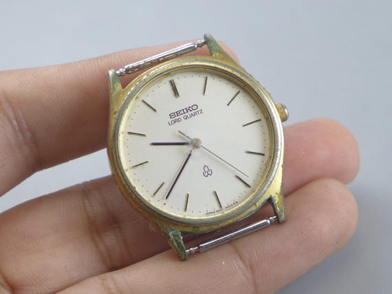 Vintage Seiko Lord Quartz 8241 7000 White Dial Men Quartz Watch