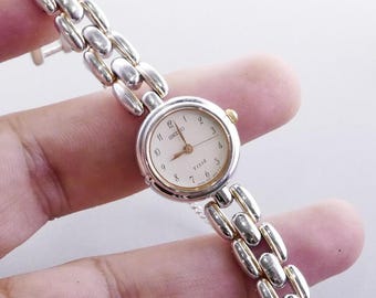 Vintage Seiko Gold Plated 1F21 5A00 Integrated Bracelet Lady