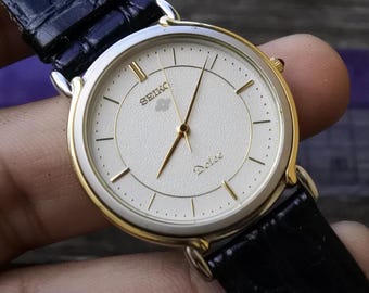 Vintage Seiko Dolce 8N41 6110 Textured Dial Unisex Quartz Watch