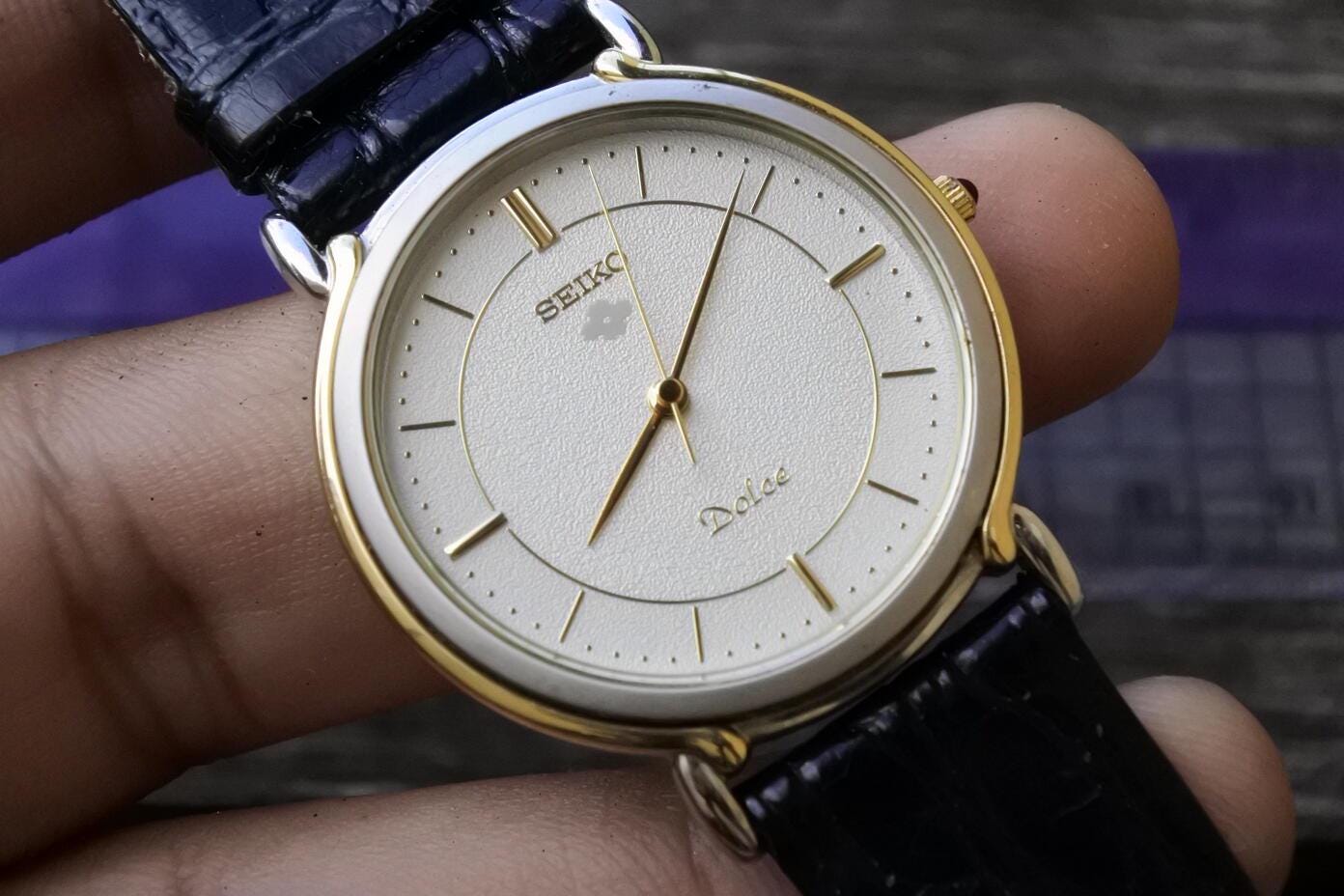 Vintage Seiko Dolce 8N41 6110 Textured Dial Unisex Quartz Watch