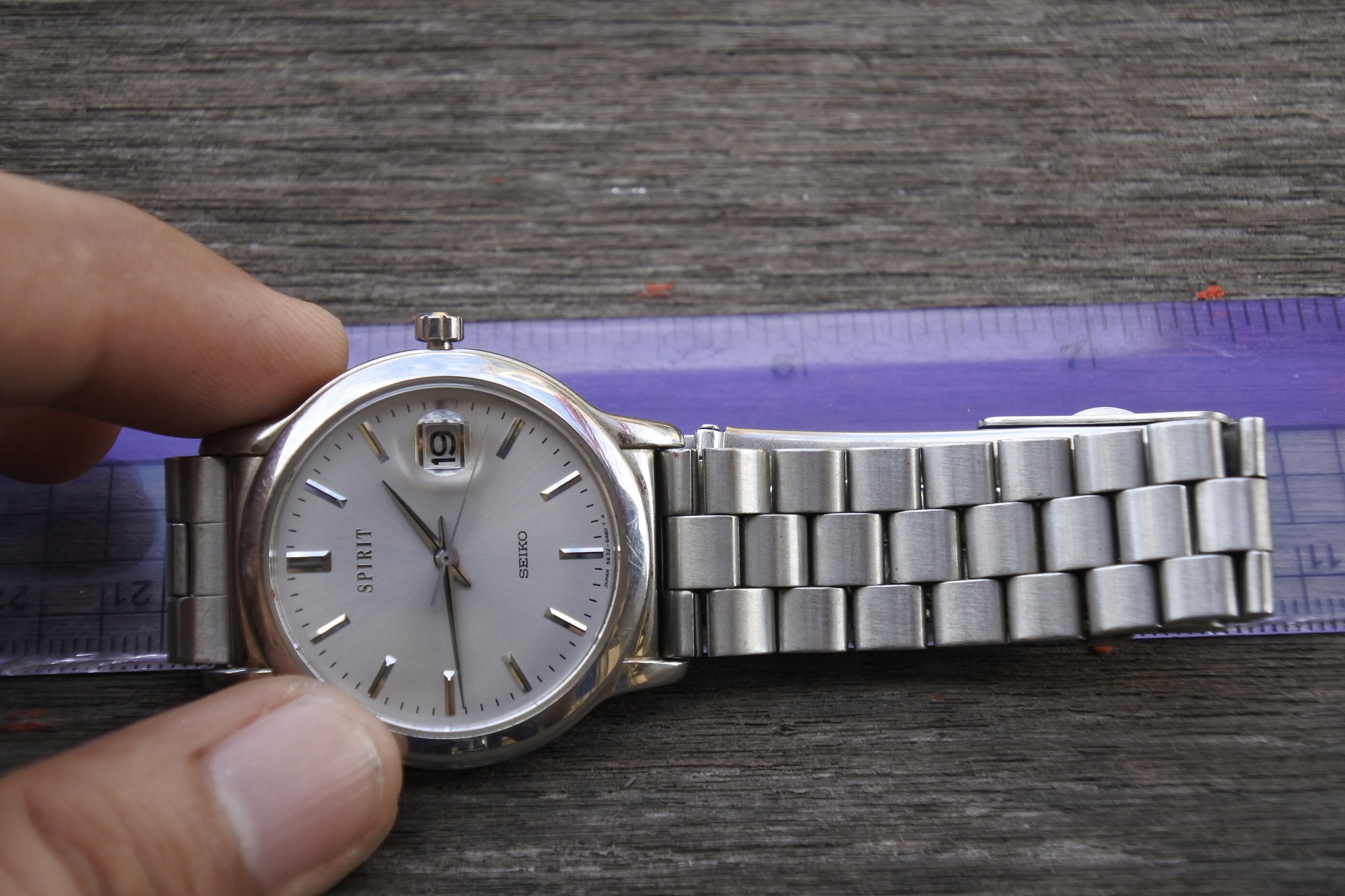 Vintage Seiko Spirit 5E32 6A40 Gray Dial Men Quartz Wristwatch