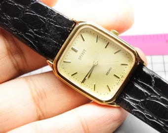 Vintage Seiko Spirit 5E31 5B50 Golden Dial Men Quartz Watch