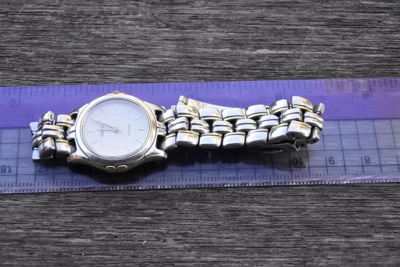 Vintage Seiko Exceline 2J31 001a Integrated Bracelet Lady Quartz