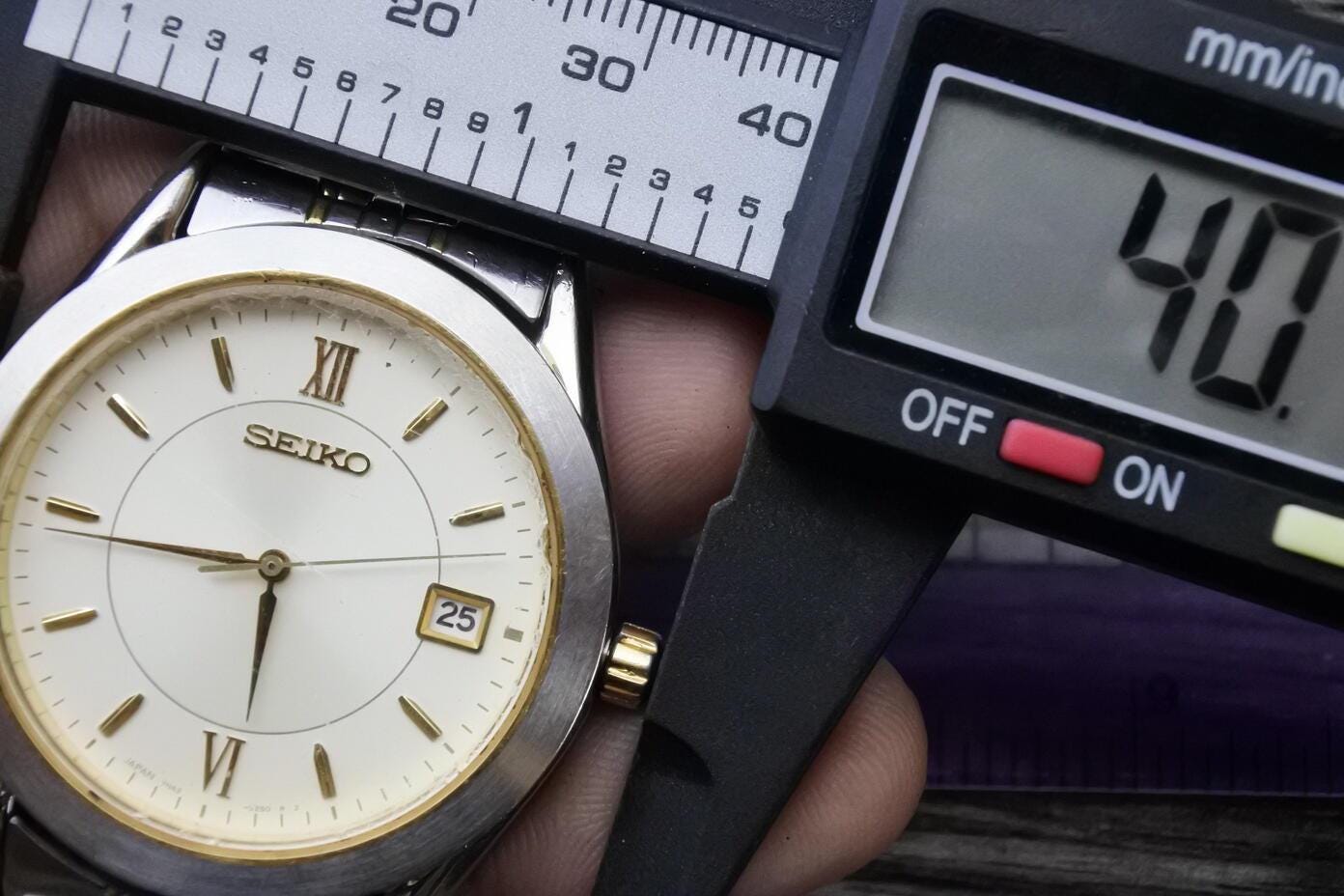 Vintage Seiko 7N42 9100 Roman Numeral Dial Men Quartz Watch Japan 