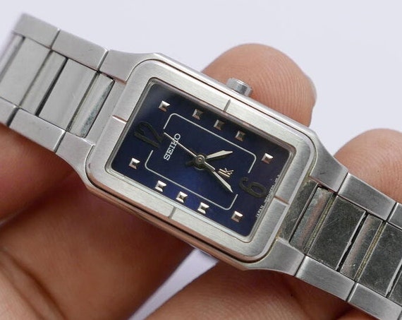 Vintage Seiko Lukia 1N01 0BZ0 Black Dial Lady Quartz Watch Japan