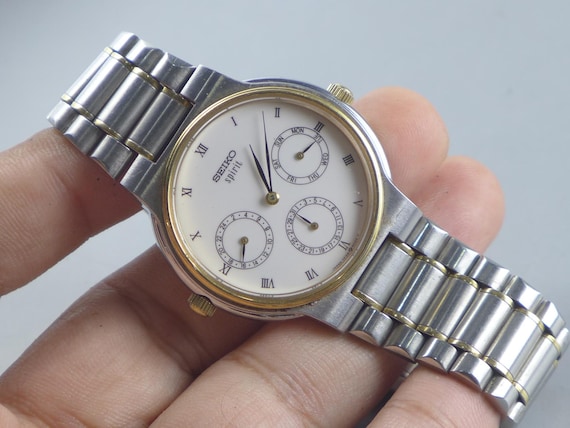 Vintage Rare Seiko Spirit 7F26 6010 Double Crown Men Quartz Watch