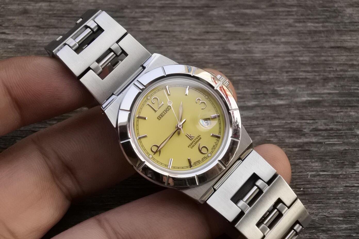 Vintage Seiko Lukia Perpetual Calendar 4F32 0130 Integrated