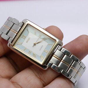 Vintage Seiko Lucent 5E21 5C10 Roman Numeric Dial Lady Quartz