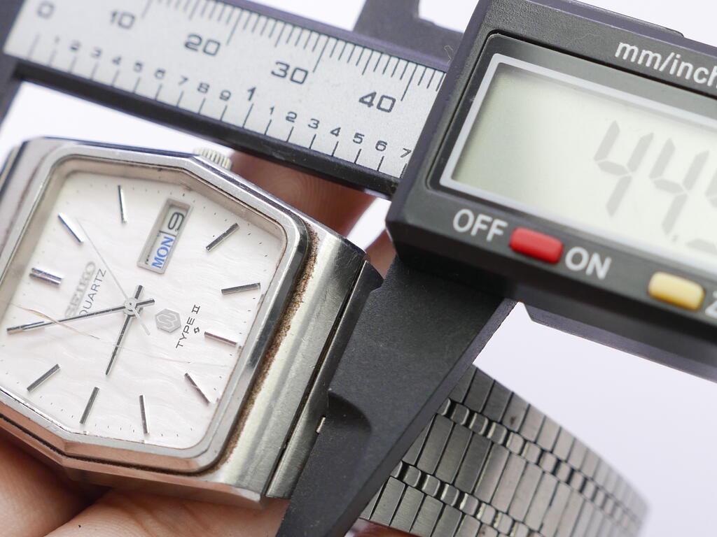 SEIKO メンズ クォーツ スクエア 70's ビンテージ 0903-5040 Vintage Seiko Type II 0903 5040 Textured Dial Men Quartz Watch