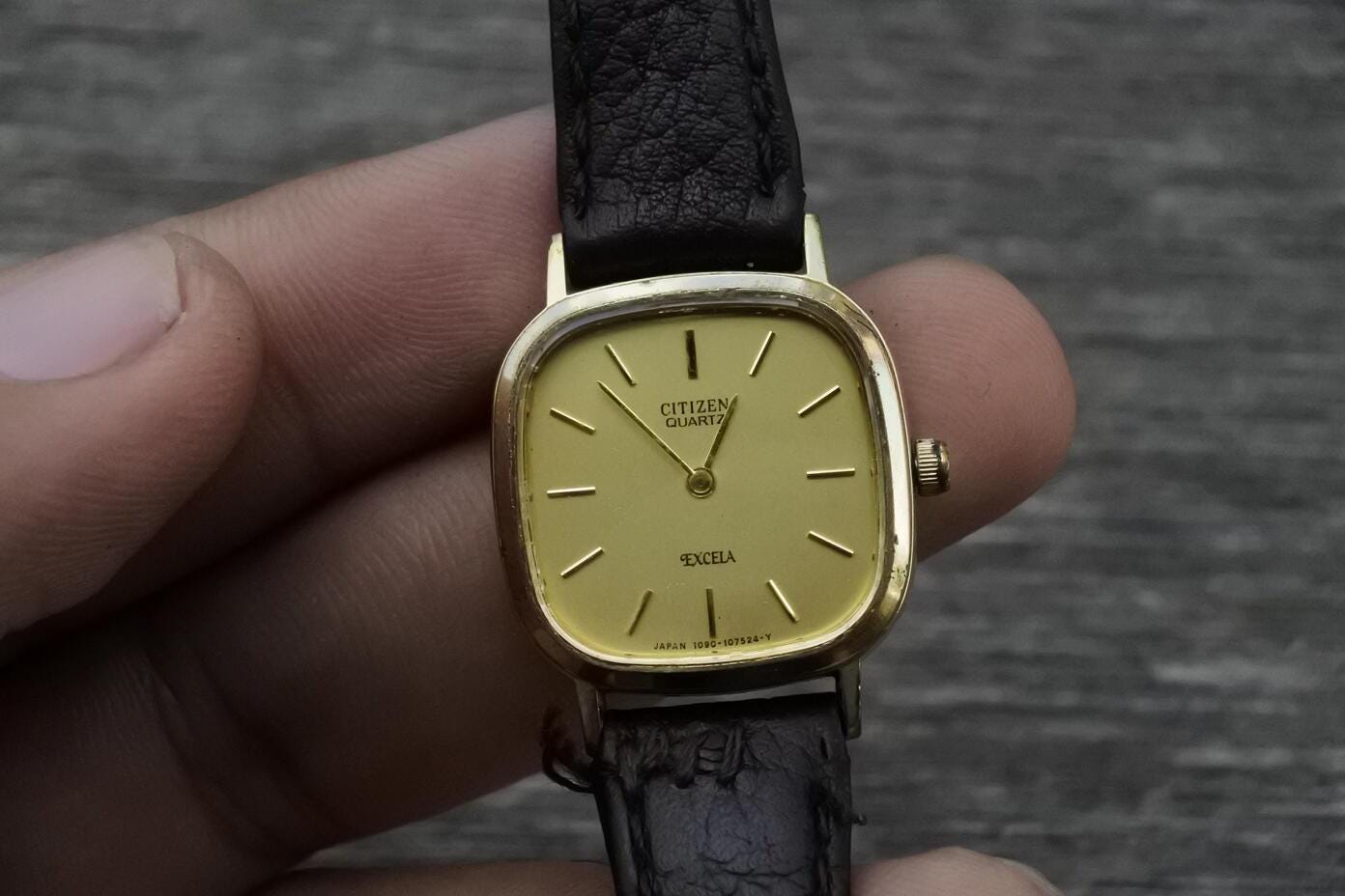 Vintage Citizen Excela Yellow Dial Lady Quartz Watch Japan Cushion