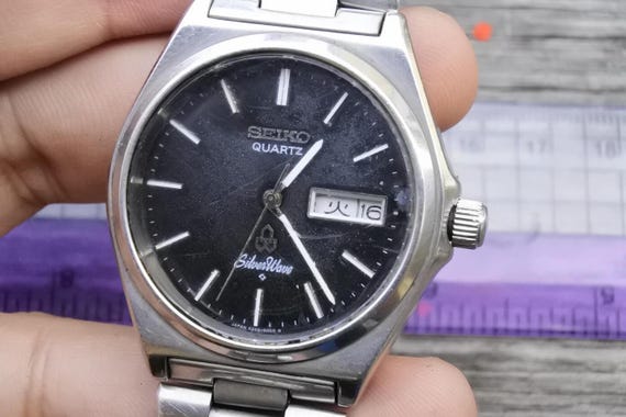 Vintage Seiko Silverwave 8220 8000 Black Dial Men Quartz Watch