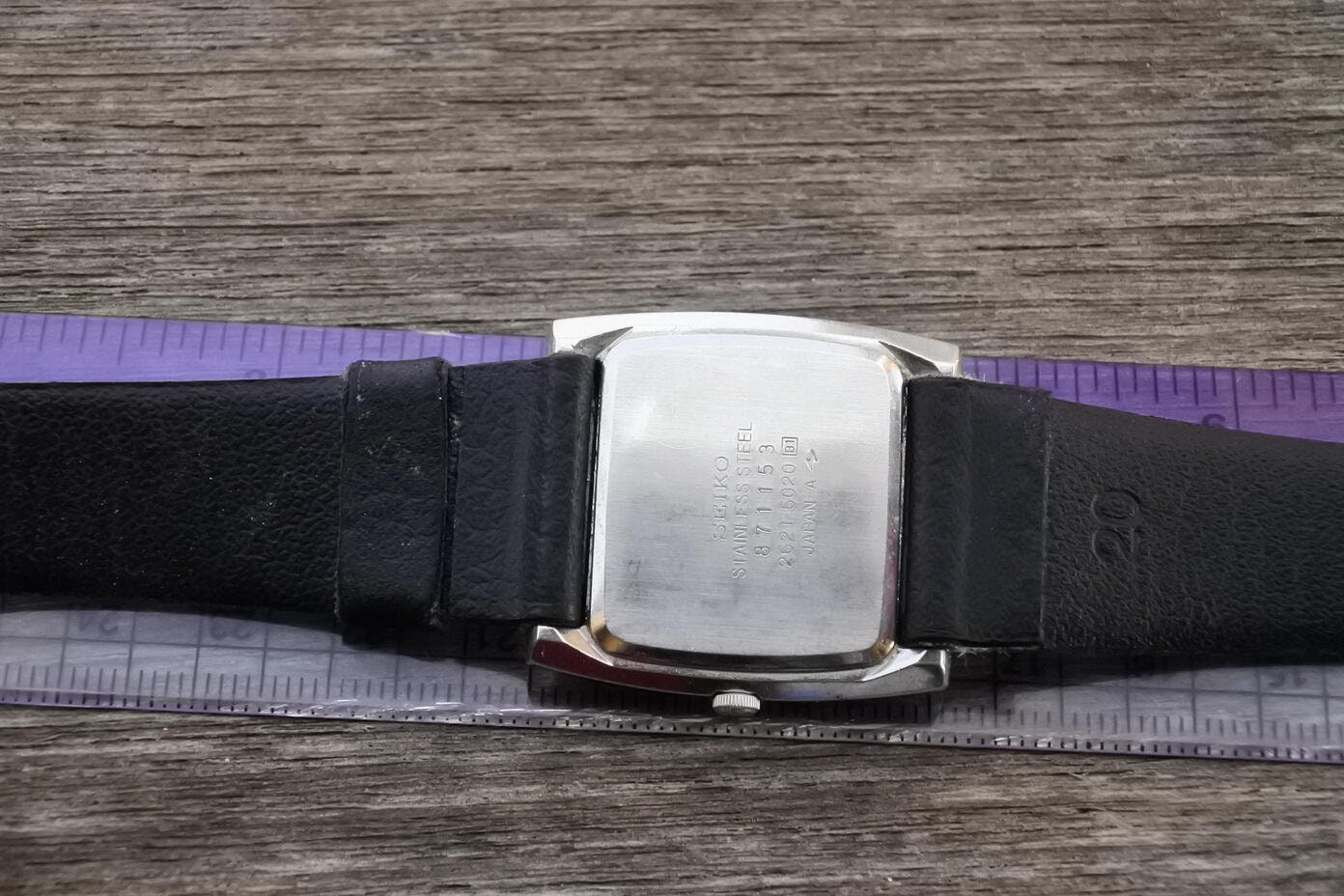Vintage Seiko 2621 5020 White Dial Men Quartz Watch Japan Square 