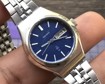 Vintage Seiko 4326 0090 Blue Dial Lady Quartz Watch Japan