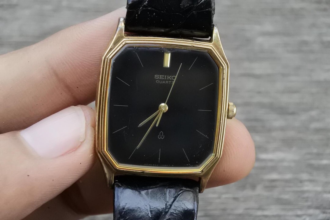 Vintage Seiko Gold Plated 6431 5150 Dress Men Quartz Watch Japan