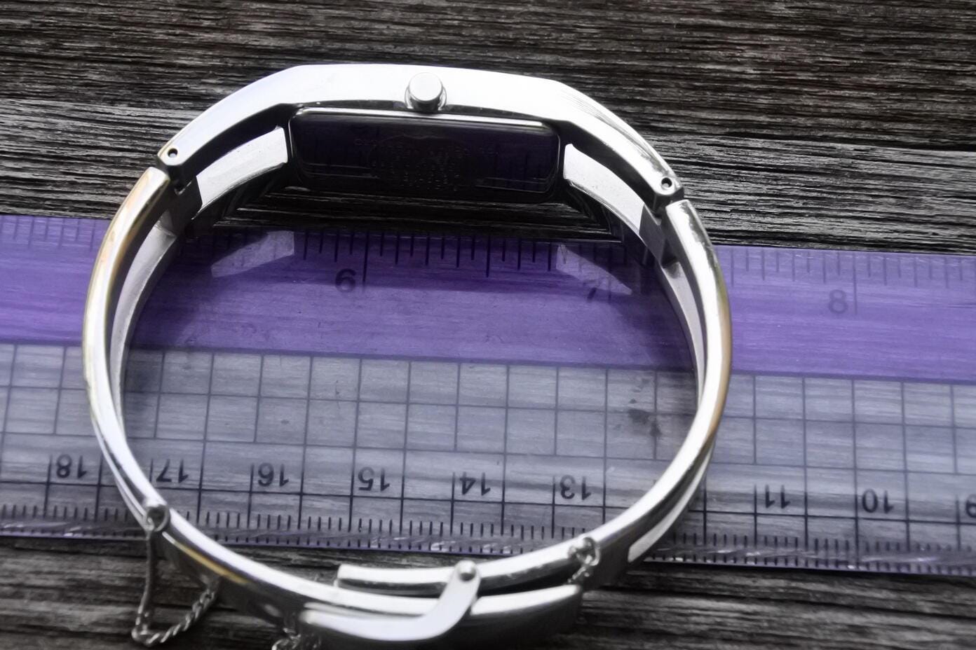 Vintage Citizen XC Lady Quartz Watch Japan JDM Square Bangle