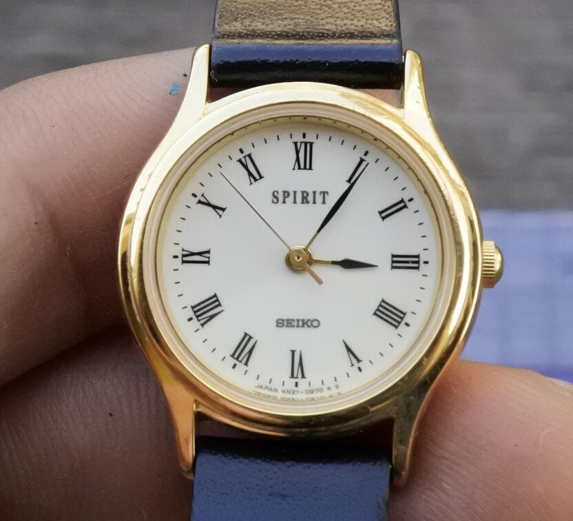 SEIKO セイコー 4N21-0511 ヴィンテージ クォーツ 腕時計 Yahoo!オークション -「seiko 4n21」(セイコー) (さ行)の落札