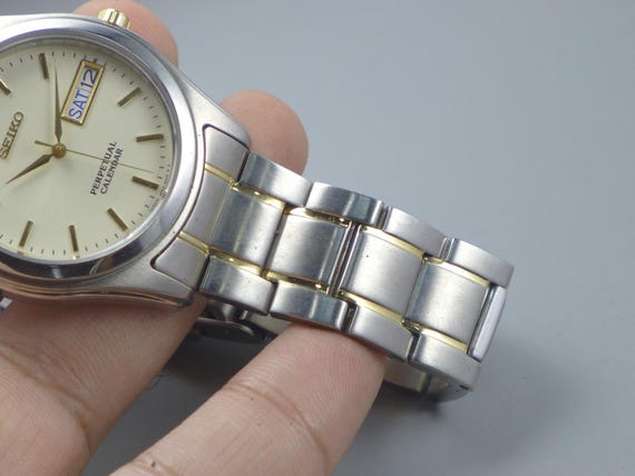 Vintage Seiko NEW OLD Stock 8F33 00A0 Perpetual Calendar Men 