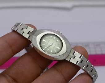 Vintage Rado Custom 111.4007.4 Gemstone Dial Lady Quartz Watch