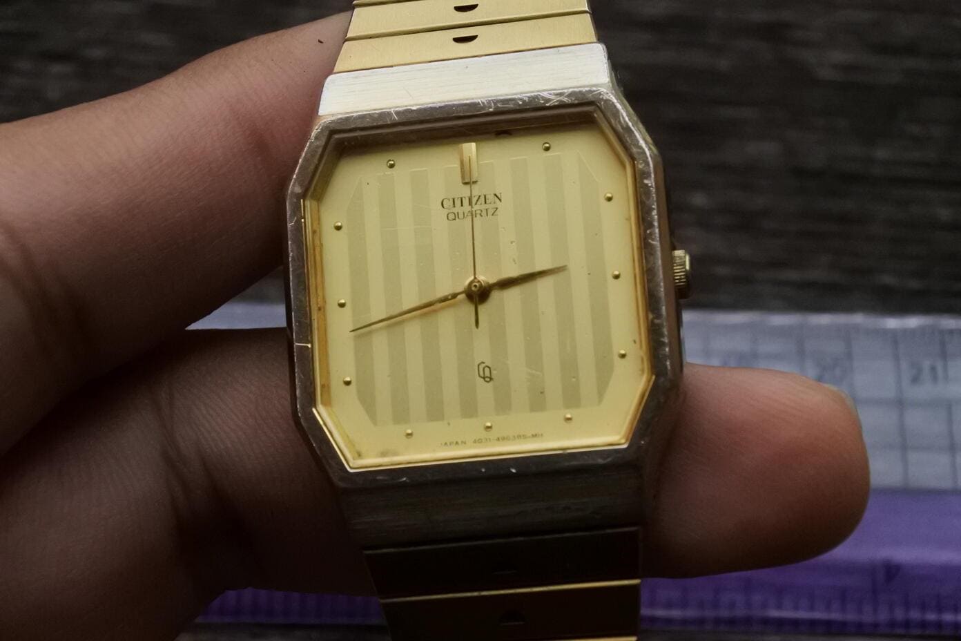 Vintage Citizen Gold Plated 4031 Yellow Dial Men Quartz Watch