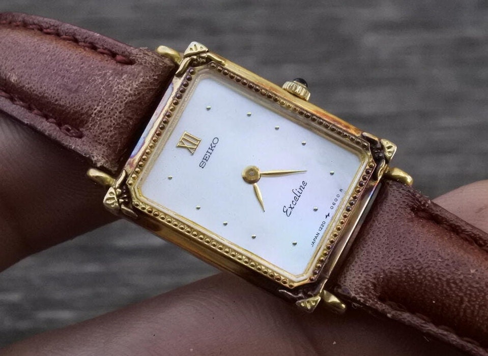 Vintage Seiko Exceline 1220 5370 Pearl Dial Lady Quartz Watch