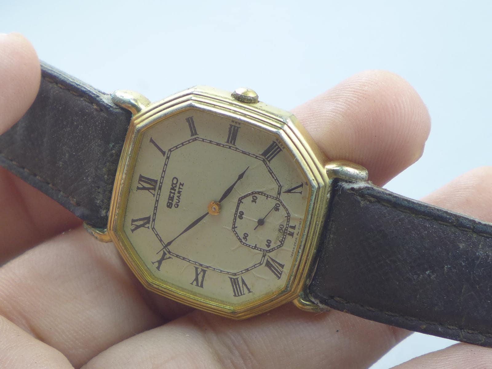 Vintage Seiko Gold Plate 2628 5040 Roman Numeric Dial Men Quartz