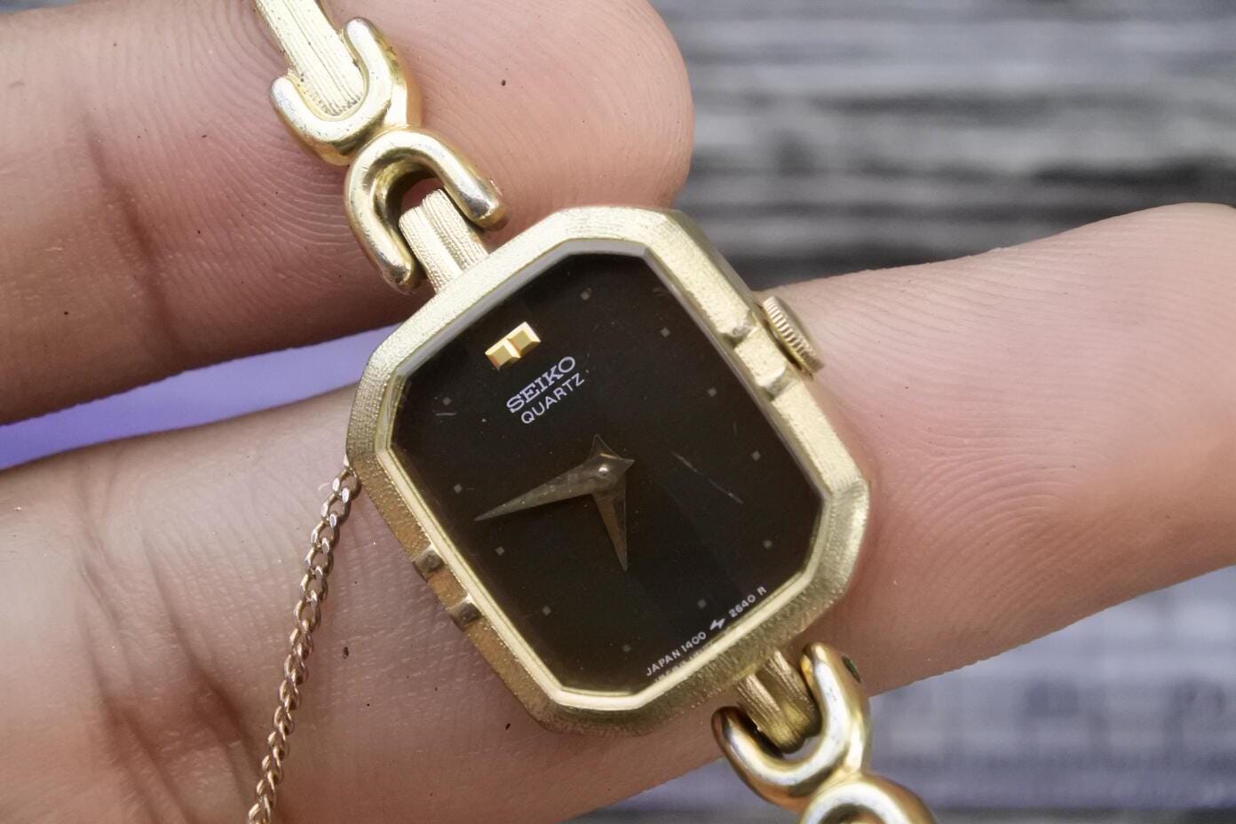 Vintage Seiko Gold Plated 1400 6440 Integrated Bracelet Lady